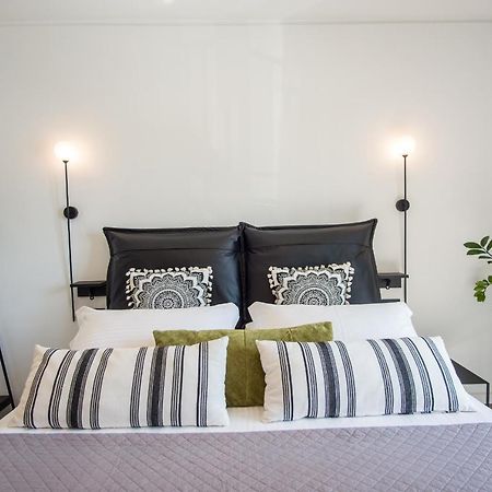 A & B Minimal Suite With Sea View In Argostoli Екстер'єр фото
