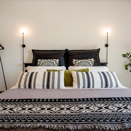 A & B Minimal Suite With Sea View In Argostoli Екстер'єр фото
